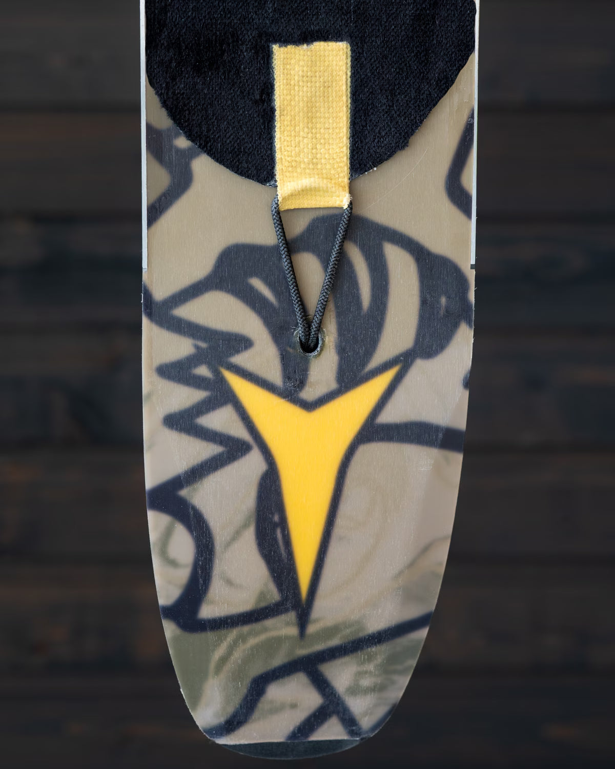 Skin Tail Groovy Lock